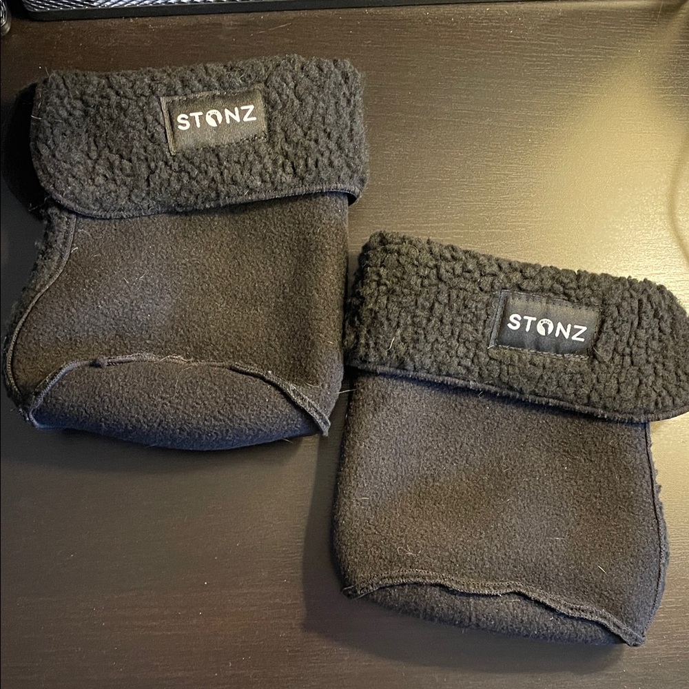 Stonz Pink Snow Toddler Booties with Black Fleece Inserts size 12 - 24 months - Picture 2 of 10